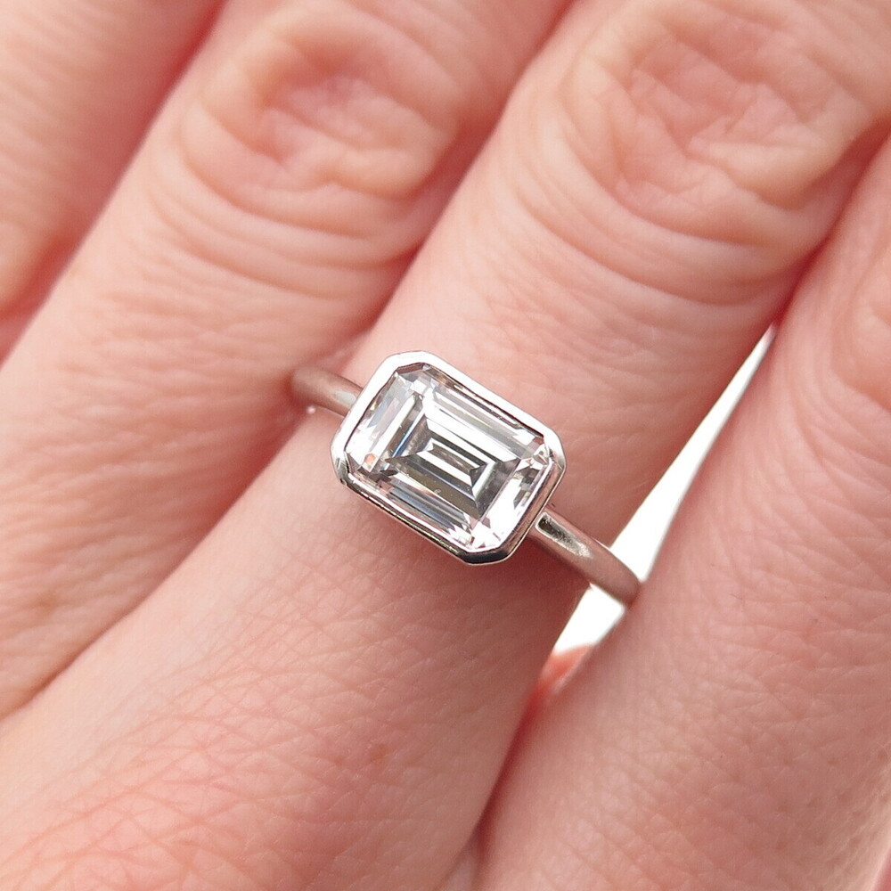 Lafonn 925 Sterling Silver Emerald-Cut C Z Engagement Ring Size 6